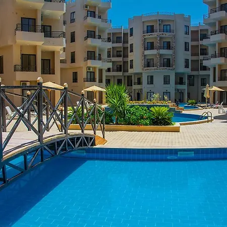 Aqua Tropical Resort Near El Gouna Hurghada